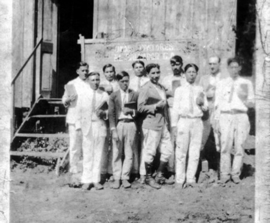 2.-1937, Pastores en la fundación de las Asambleas de Dios, en Atescatempa, Jutiapa.