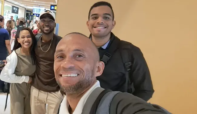 República Dominicana sonríe presente.